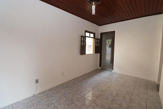 Sala de casa para alugar com 2 quartos, 150m² em Itapuã, Salvador
