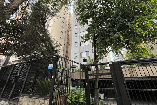 Fachada de apartamento para alugar com 1 quarto, 25m² em Vila Clementino, São Paulo