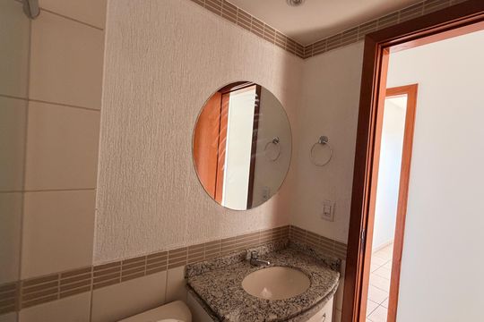 Banheiro Social de apartamento à venda com 3 quartos, 73m² em Parque Amazonia, Goiânia