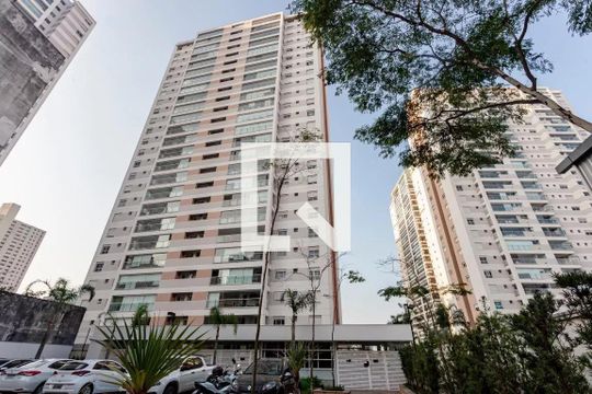 Fachada de apartamento à venda com 2 quartos, 111m² em Aclimação, São Paulo