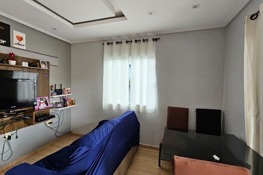 Sala de casa para alugar com 2 quartos, 90m² em Areia Branca, Belford Roxo