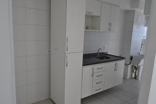 Cozinha de apartamento para alugar com 2 quartos, 70m² em Cachambi, Rio de Janeiro