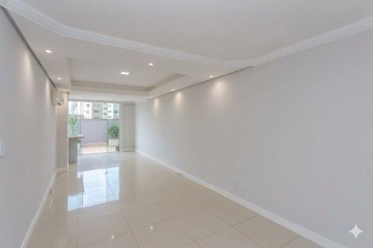Apartamento para alugar com 2 quartos, 145m² em Passo d’Areia, Porto Alegre