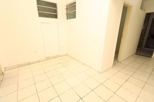 Sala de apartamento para alugar com 2 quartos, 50m² em Canela, Salvador