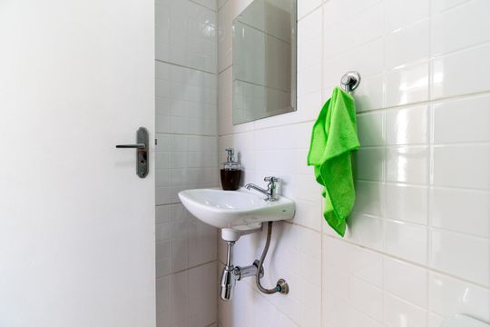 Banheiro de serviço de casa à venda com 3 quartos, 124m² em Parque Jabaquara, São Paulo