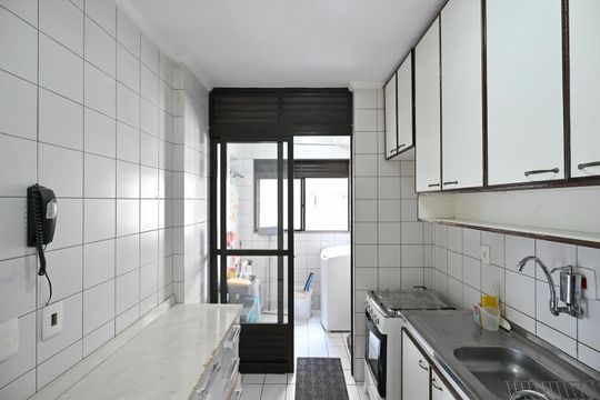 Cozinha de apartamento para alugar com 3 quartos, 61m² em Panamby, São Paulo
