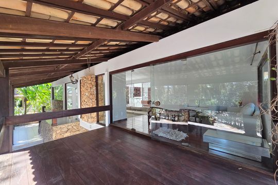 Área externa de casa de condomínio à venda com 4 quartos, 599m² em Nacional, Belo Horizonte
