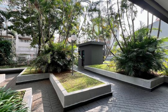 Entrada de apartamento à venda com 3 quartos, 103m² em Pinheiros, São Paulo