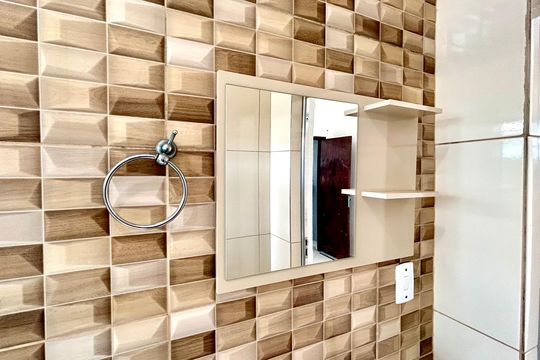Banheiro de casa para alugar com 2 quartos, 100m² em Jardim Guilhermino, Guarulhos