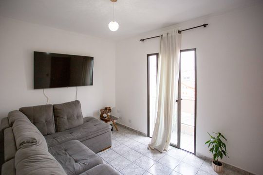 Apartamento à venda com 2 quartos, 65m² em Piraporinha, Diadema