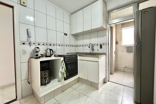 Cozinha de apartamento à venda com 2 quartos, 62m² em Vila Santa Catarina, São Paulo