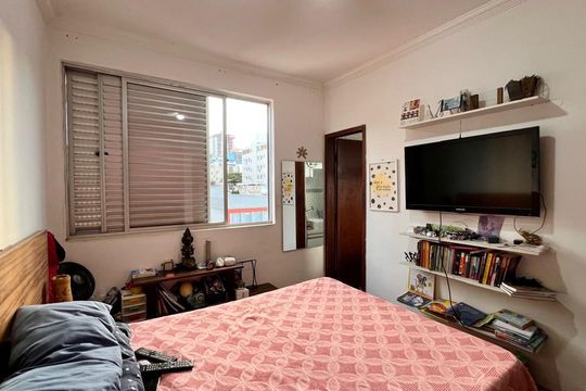 Apartamento à venda com 4 quartos, 140m² em Jardim America, Belo Horizonte