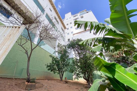 Casa para alugar com 4 quartos, 448m² em Jardim Riacho das Pedras, Contagem