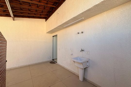 Lavanderia de apartamento à venda com 2 quartos, 100m² em Campestre, Santo André