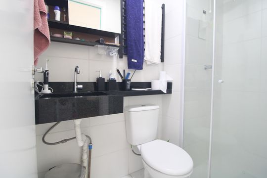 Banheiro de apartamento para alugar com 2 quartos, 32m² em Socorro, São Paulo