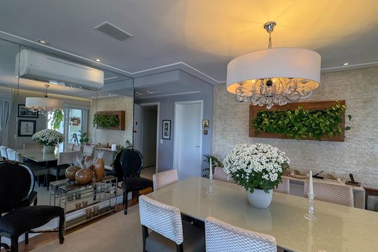 Sala de apartamento à venda com 3 quartos, 210m² em Campo Belo, São Paulo