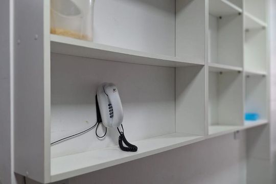 Sala de apartamento à venda com 2 quartos, 55m² em Passo do Feijó, Porto Alegre