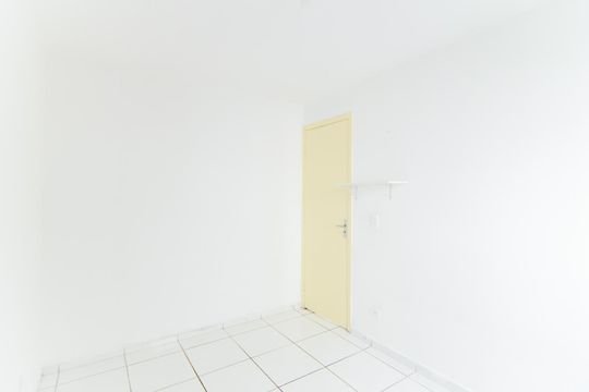 Quarto 1 de apartamento à venda com 2 quartos, 42m² em Jardim Guilhermino, Guarulhos