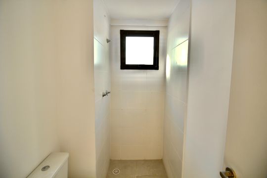 Banheiro  de apartamento para alugar com 2 quartos, 43m² em Vila Campanela, São Paulo