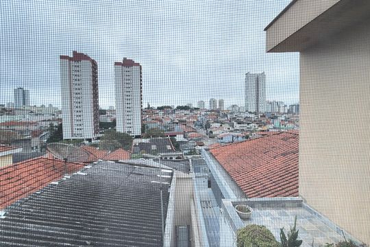 Quarto 2 de casa para alugar com 3 quartos, 75m² em Vila Invernada, São Paulo