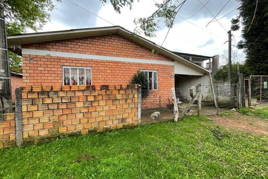 Casa à venda com 3 quartos, 130m² em Feitoria, São Leopoldo