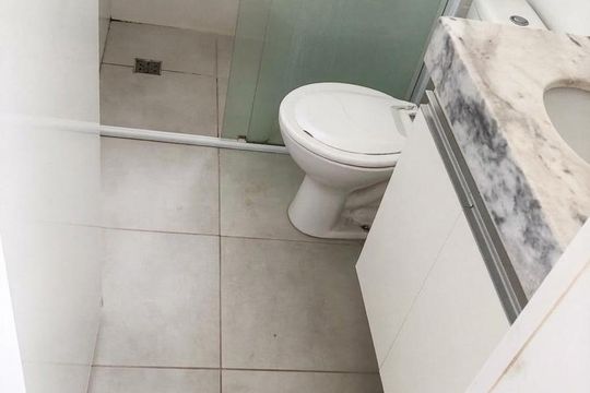 Banheiro de apartamento à venda com 3 quartos, 62m² em Jardim Residencial Dona Lucilla, Indaiatuba
