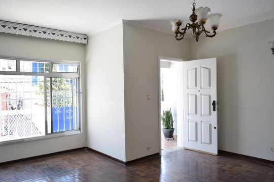 Sala de casa à venda com 3 quartos, 142m² em Pinheiros, São Paulo