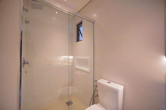 Lavabo de apartamento para alugar com 2 quartos, 68m² em Saco Grande, Florianópolis