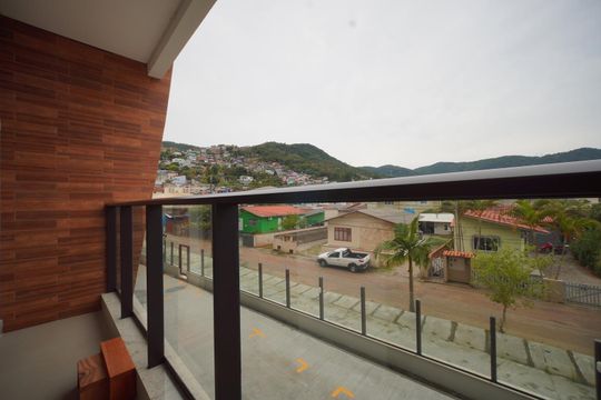 Varanda da Sala de apartamento para alugar com 2 quartos, 68m² em Saco Grande, Florianópolis