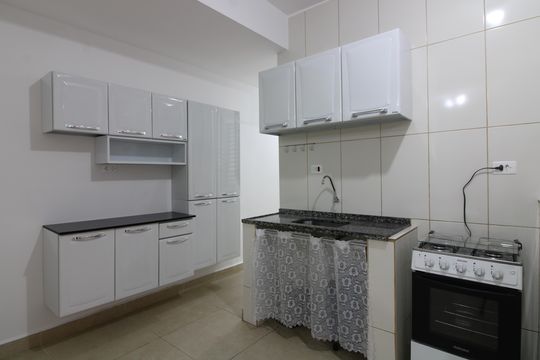 Casa para alugar com 1 quarto, 48m² em Vila Silvia, São Paulo