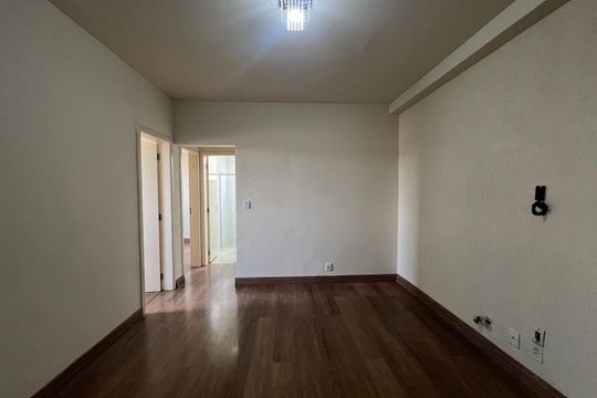 Apartamento à venda com 2 quartos, 55m² em Itatiaia, Belo Horizonte