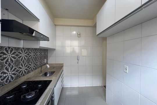 Cozinha de apartamento à venda com 2 quartos, 55m² em Itatiaia, Belo Horizonte