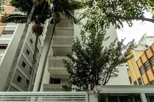 Fachada de apartamento à venda com 3 quartos, 120m² em Higienópolis, São Paulo