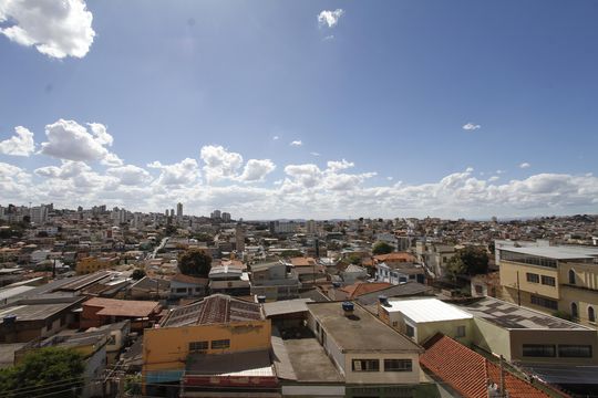 vista de apartamento para alugar com 3 quartos, 88m² em Carlos Prates, Belo Horizonte