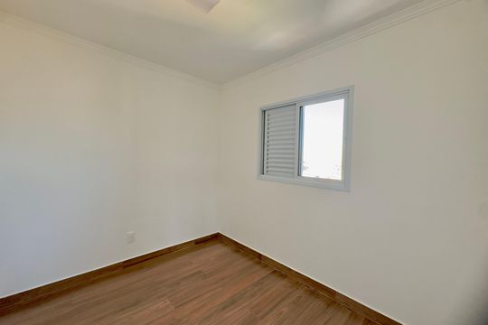 Quarto 1 de apartamento para alugar com 2 quartos, 56m² em Vila Galvão, Guarulhos