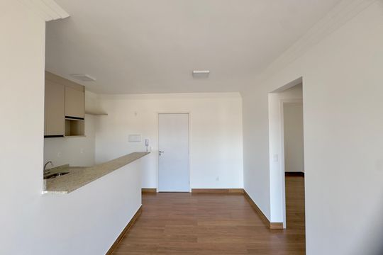 Sala de apartamento para alugar com 2 quartos, 56m² em Vila Galvão, Guarulhos