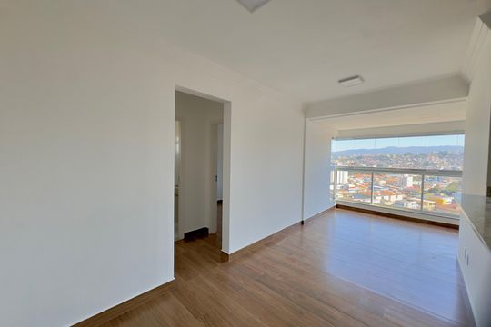 Apartamento para alugar com 2 quartos, 56m² em Vila Galvão, Guarulhos