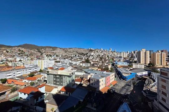 Apartamento à venda com 3 quartos, 70m² em Santa Efigênia, Belo Horizonte