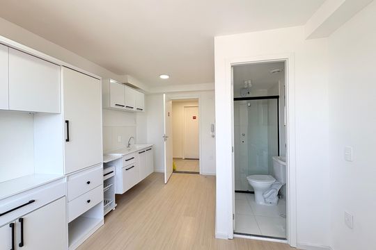 Quarto de kitnet/studio para alugar com 1 quarto, 17m² em Freguesia do Ó, São Paulo