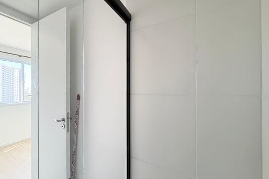Banheiro de kitnet/studio para alugar com 1 quarto, 17m² em Freguesia do Ó, São Paulo