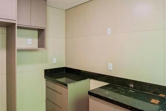 Cozinha e Área de Serviço de casa para alugar com 2 quartos, 70m² em Vera Cruz, Belo Horizonte