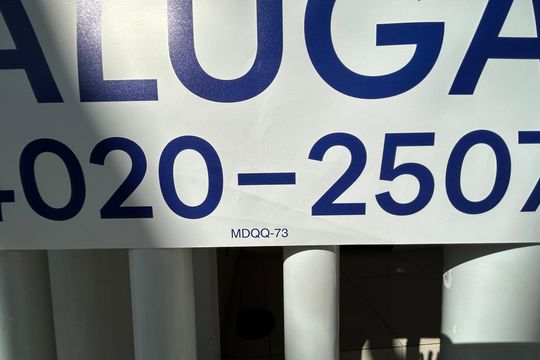 Código de casa para alugar com 1 quarto, 28m² em Bento Ribeiro, Rio de Janeiro