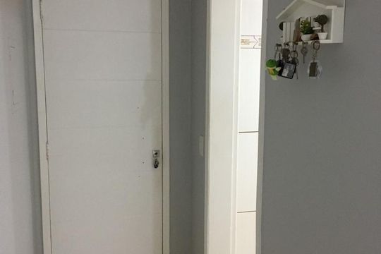 Corredor de apartamento à venda com 3 quartos, 64m² em Jardim Angela (Zona Leste), São Paulo