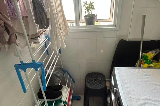 Área de serviço de apartamento para alugar com 2 quartos, 53m² em São Pedro, Osasco
