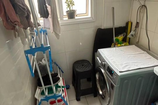 Área de serviço de apartamento para alugar com 2 quartos, 53m² em São Pedro, Osasco