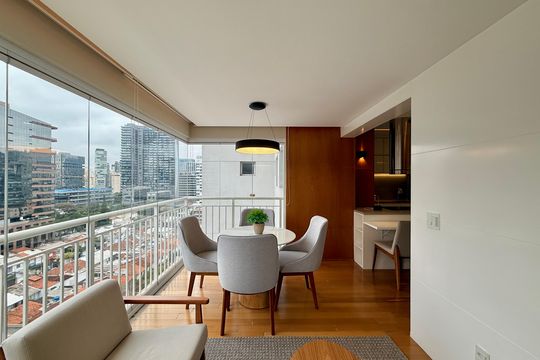 Sacada  de apartamento à venda com 1 quarto, 54m² em Vila Nova Conceição, São Paulo