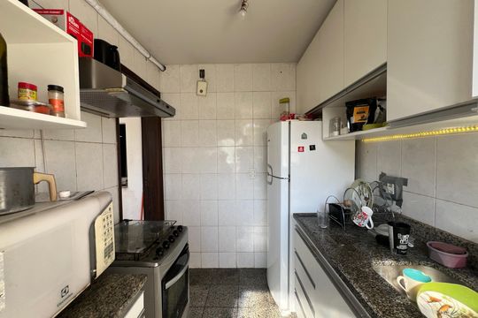 Cozinha de apartamento à venda com 3 quartos, 63m² em Castelo, Belo Horizonte