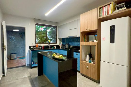 Cozinha de casa à venda com 2 quartos, 222m² em Vila Madalena, São Paulo