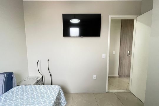 Quarto 2 de apartamento para alugar com 2 quartos, 50m² em Rio Pequeno, São Paulo