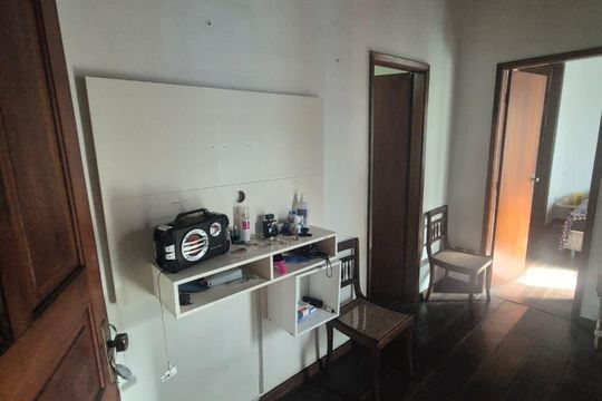 Sala de casa à venda com 3 quartos, 240m² em Brás de Pina, Rio de Janeiro